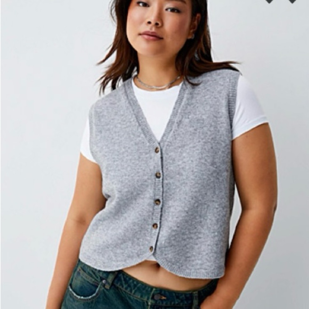 TWIK - Grey buttoned vest